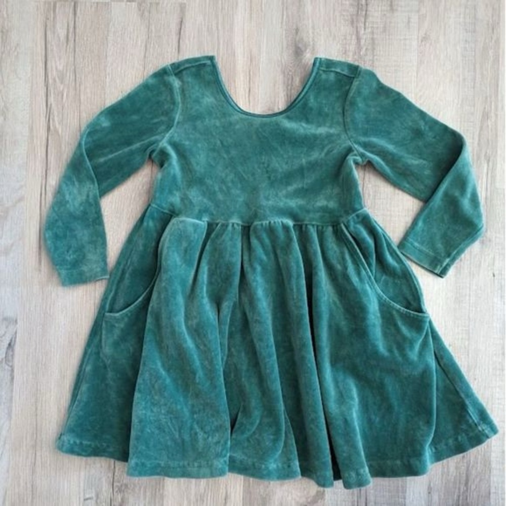 SOLD Hanna Andersson Green Fit and Flare Dress with Raglan Sleeves